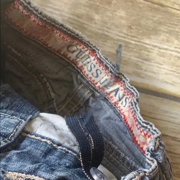 Y2K toddler  Guess jeans - Picture 5 of 5